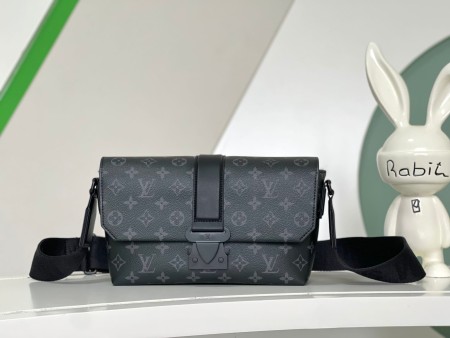 Louis Vuitton(S-Cape)