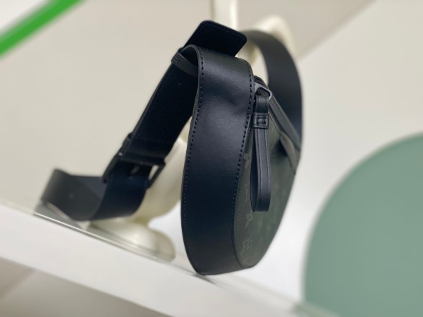 Louis Vuitton(Moon)