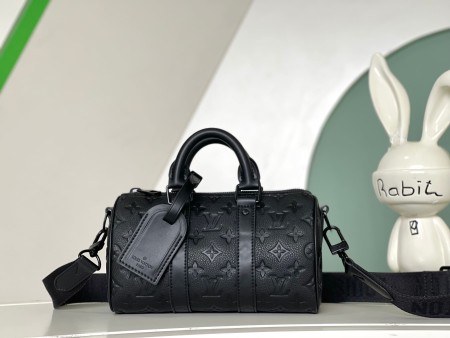 Louis Vuitton( Keepall 25)
