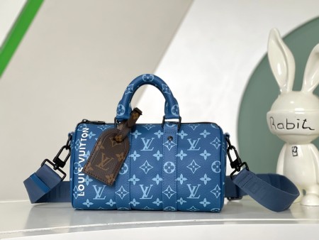 Louis Vuitton( Keepall 25)