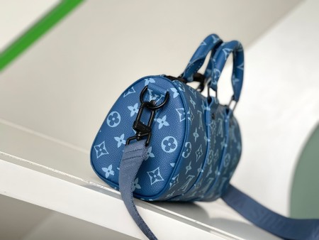Louis Vuitton( Keepall 25)