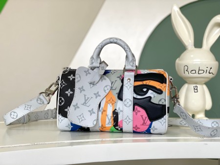 Louis Vuitton( Keepall 25)