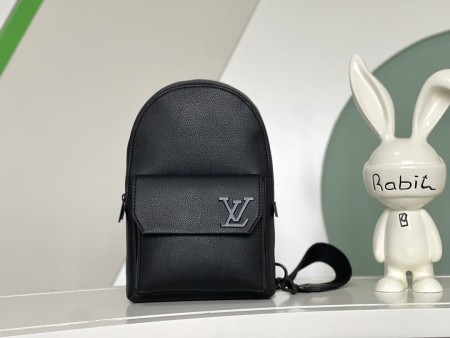 Louis Vuitton(Pilot)