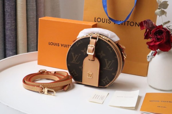 Louis Vuitton(Mini Boite Chapeau)