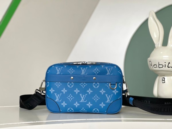 Louis Vuitton(Nano Alphak)