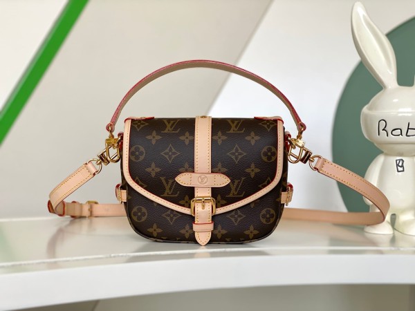 Louis Vuitton(Saumur)