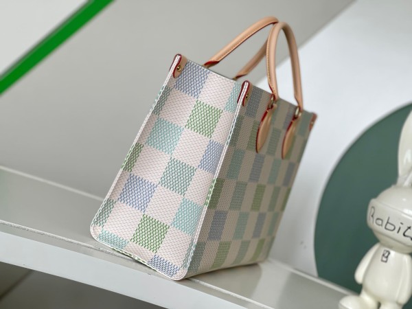 Louis Vuitton(On the go)