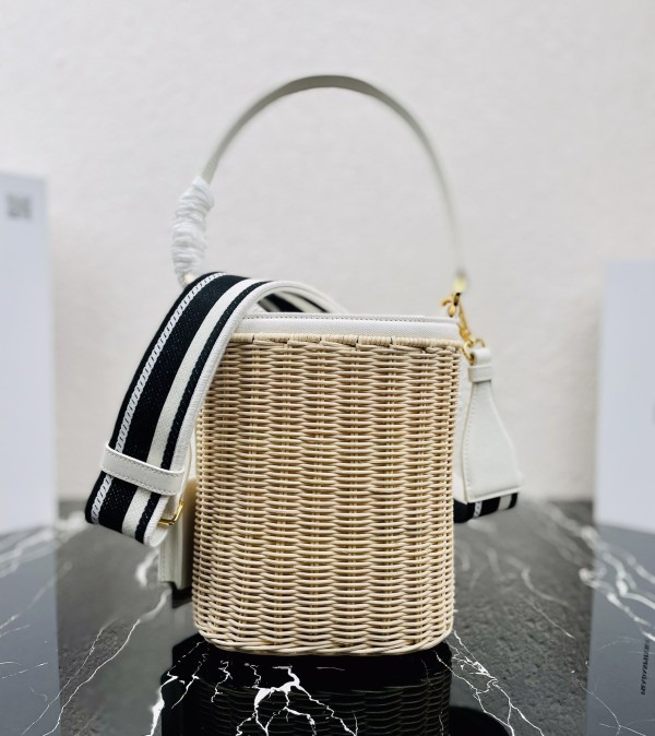 Prada(1BE062)
