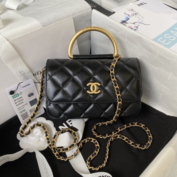Chanel(23B)