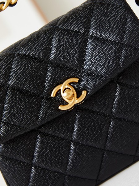 Chanel(24s)