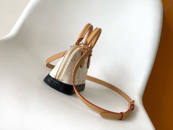 Louis Vuitton(Alma)