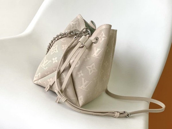 Louis Vuitton(Bella)