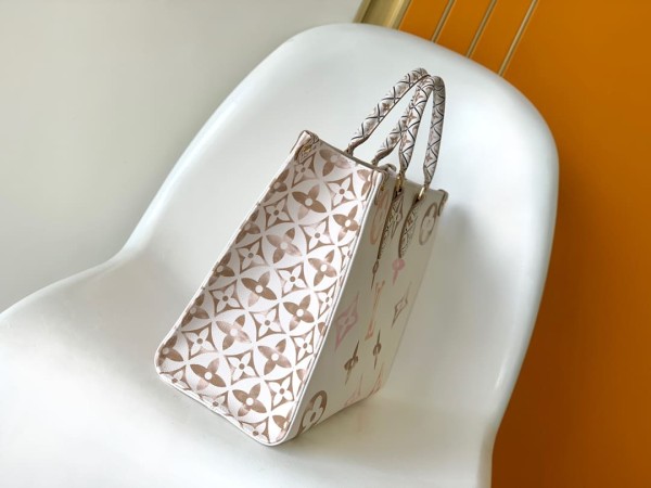 Louis Vuitton(On the go)