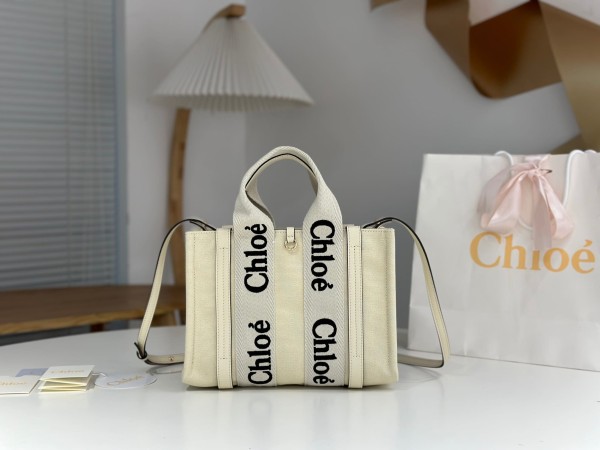 Chloe(Woody)