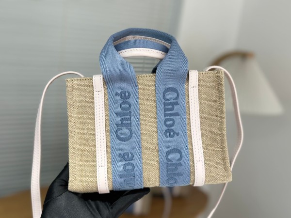 Chloe(Woody)