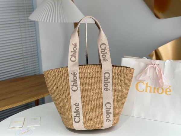 Chloe(Woody)