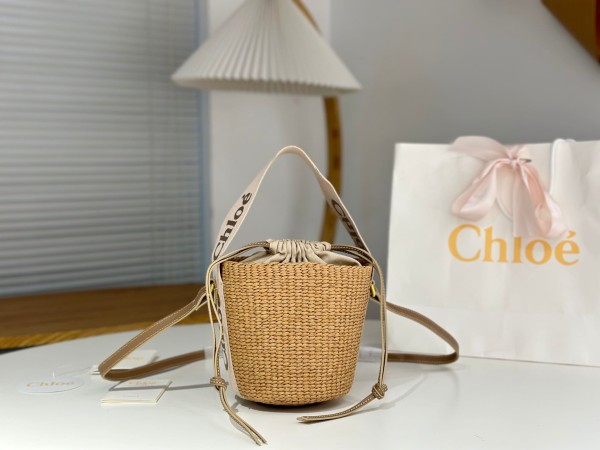 Chloe(Woody)