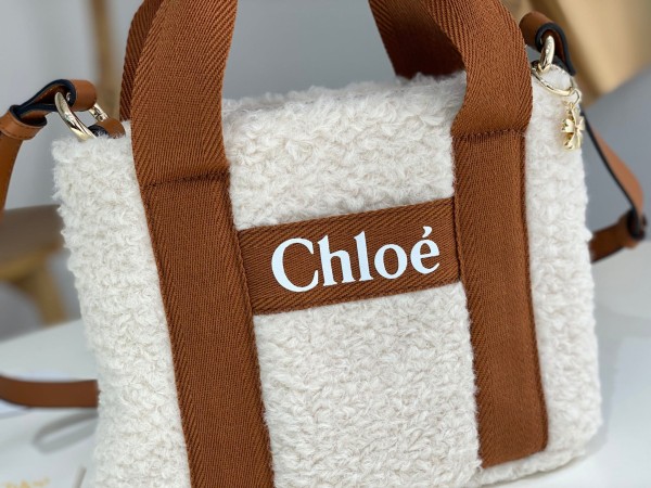 Chloe(Woody)