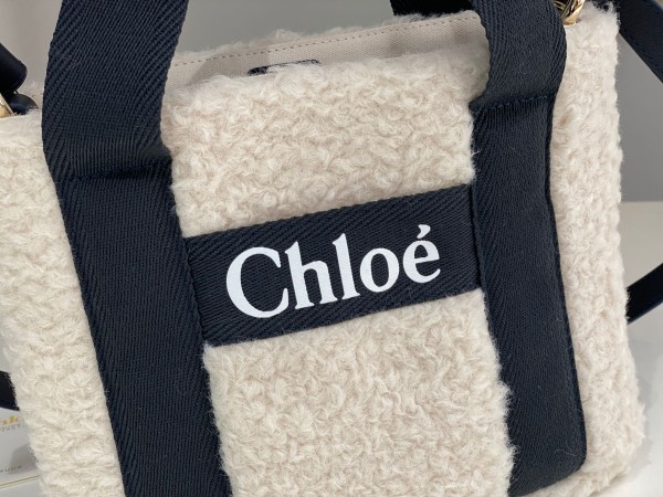 Chloe(Woody)