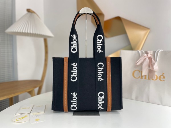 Chloe(Woody)