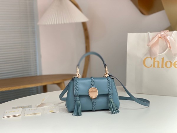 Chloe(Penelope)