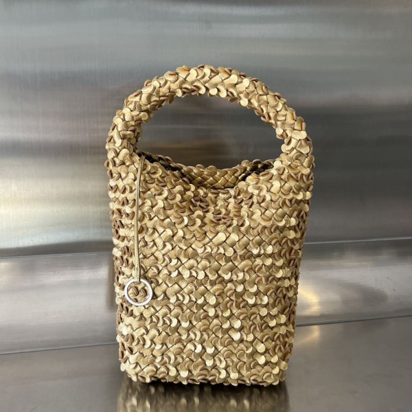 Bottega Veneta(Cabat Bucket)