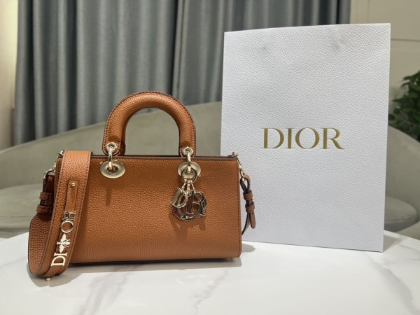 Dior(Lady)