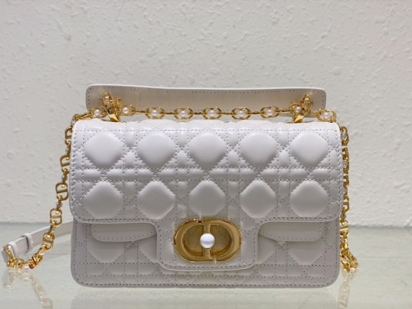 Dior(Jolie)