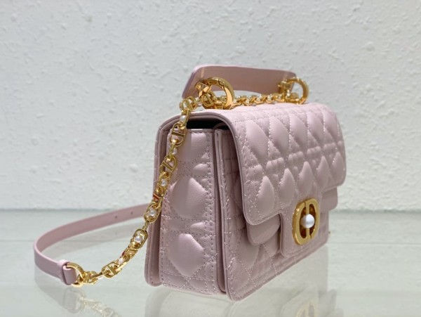 Dior(Jolie)