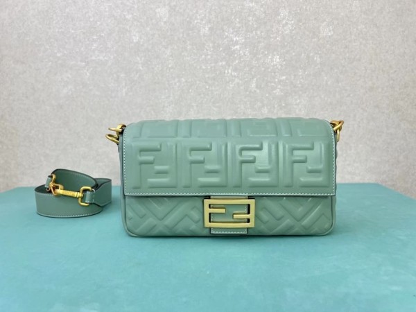 Fendi(Baguette)