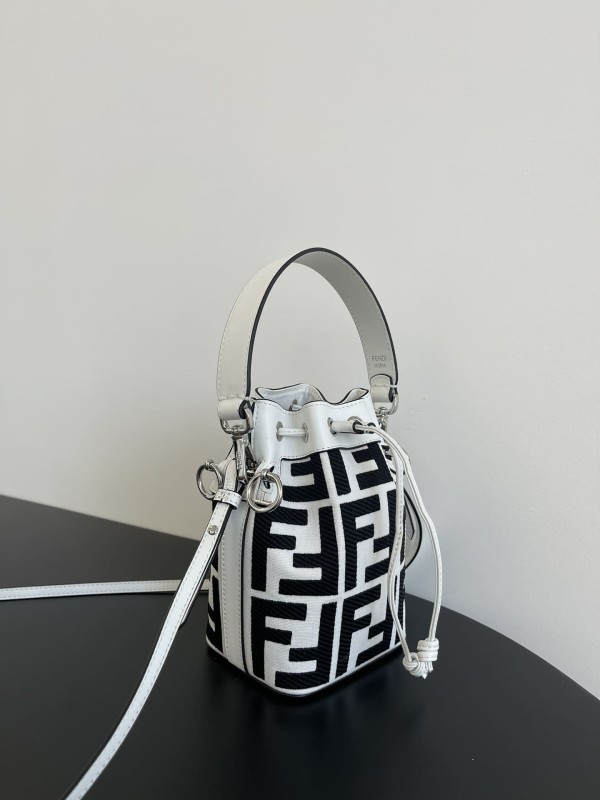 Fendi(Mon Tresor)