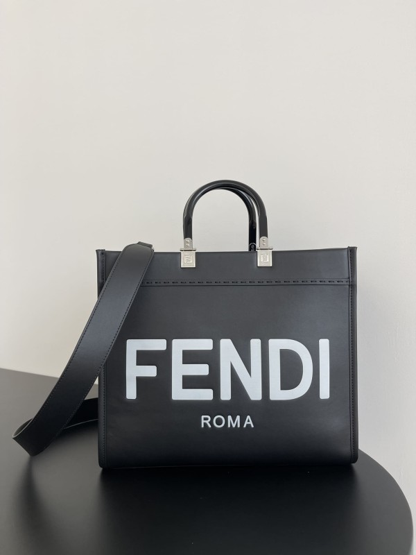 Fendi(TOTE)