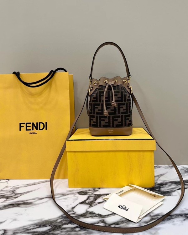 Fendi(Mon Tresor)