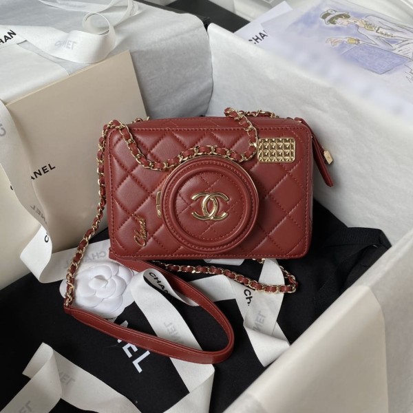 Chanel(24s)
