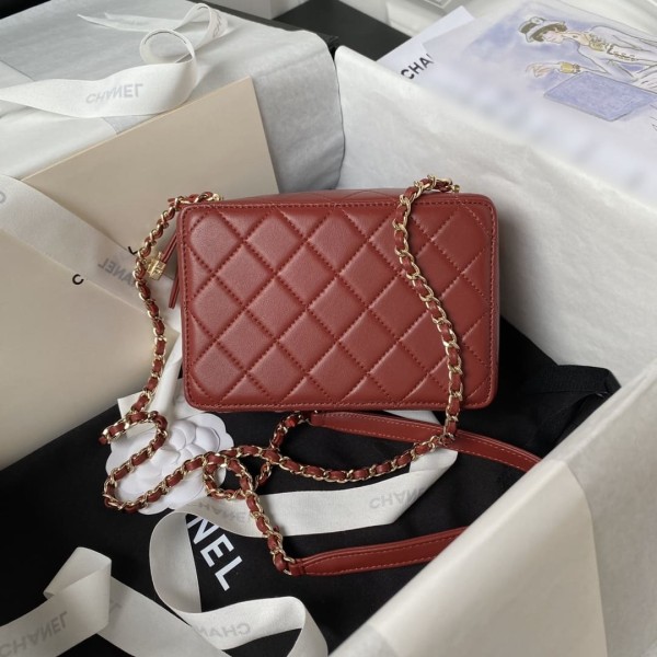 Chanel(24s)