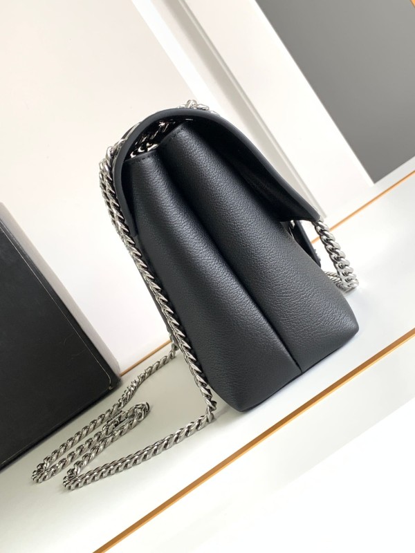 Celine(VICTOIRE)
