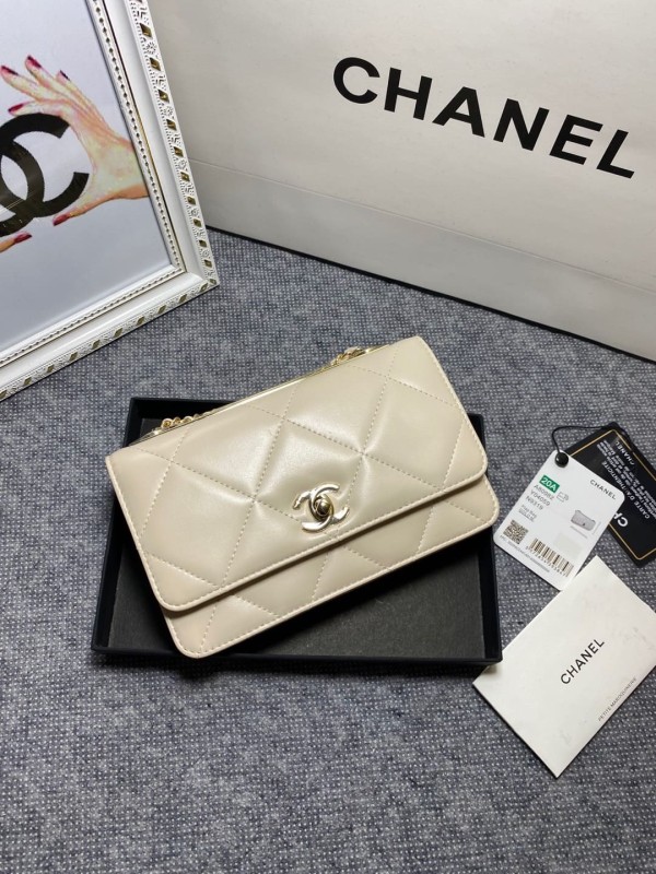 Chanel(WOC)