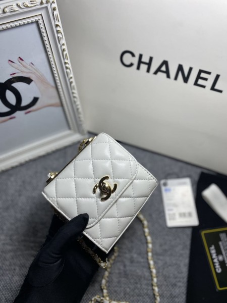 Chanel(L81633)