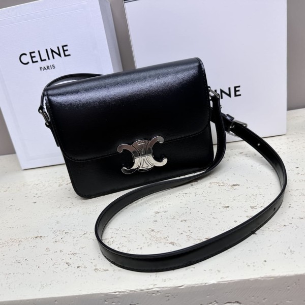 Celine(TEEN TRIOMPHE)