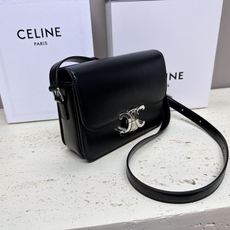 Celine(TEEN TRIOMPHE)