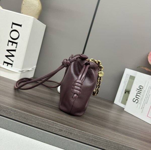 Loewe(Flamenco Purse)