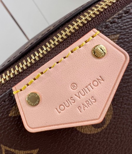 Louis Vuitton(Just In Case)