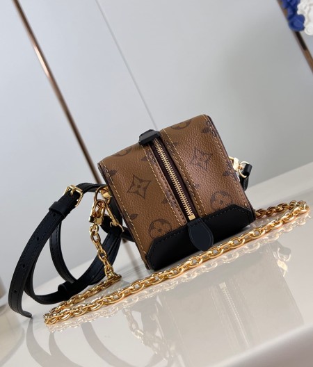 Louis Vuitton(Dice)