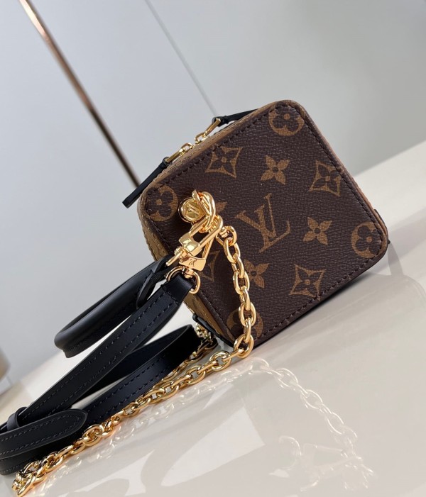 Louis Vuitton(Dice)