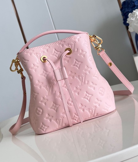 Louis Vuitton(Neonoe BB)