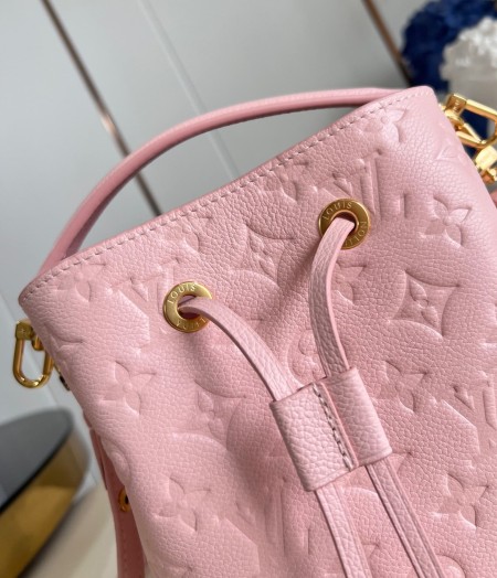 Louis Vuitton(Neonoe BB)