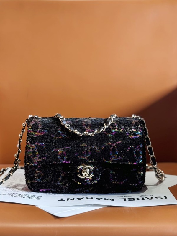 Chanel(23B)