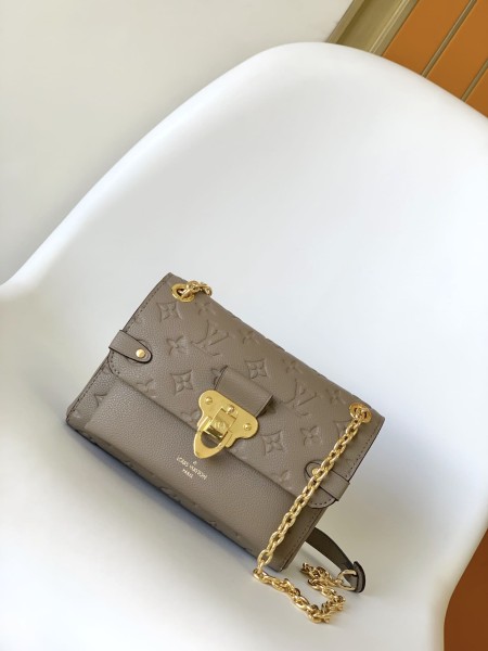 Louis Vuitton(Vavin)