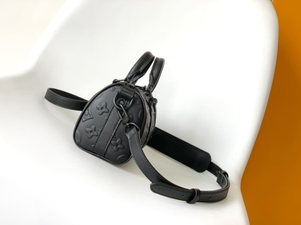 Louis Vuitton(Keepall XS)