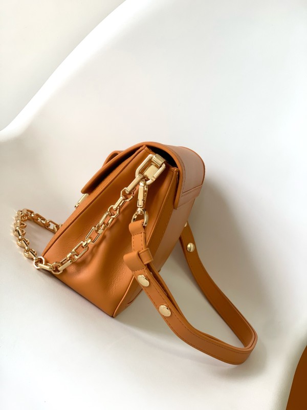 Louis vuitton(Dauphine)